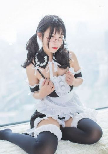 日本亚洲综合av_加长未删减版在线观看
