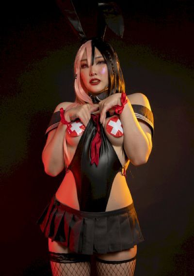 欧美简约衣柜_1080免费播放