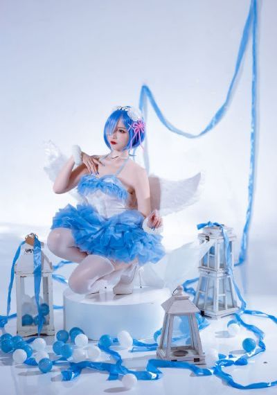 亚洲欧美另类精品二区_BD国语电影全集观看
