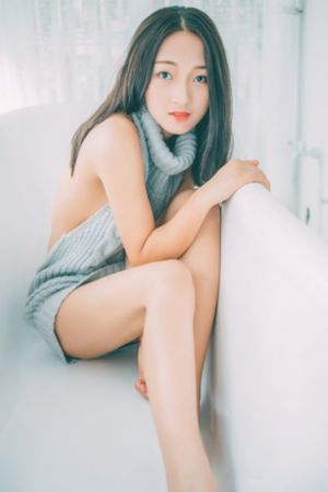 亚洲香蕉伊在人在线观婷婷_4K免费全集观看