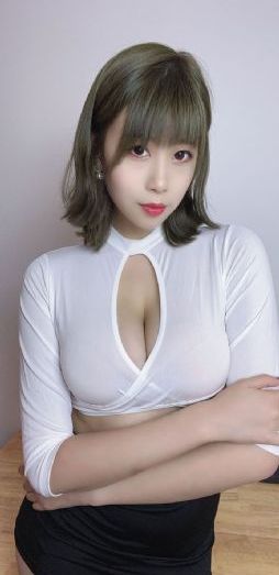 年轻时的房子李采潭_免费高清日本成人在线