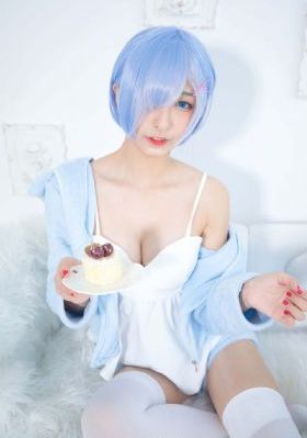 精品国产自在现av_1080P高清在线观看